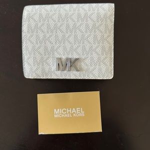 Micheal Kors Wallet